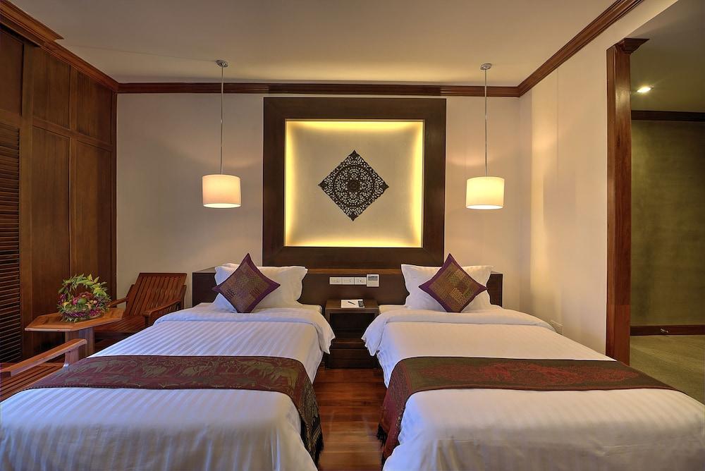 The Moon Residence & Spa Siem Reap Exteriör bild