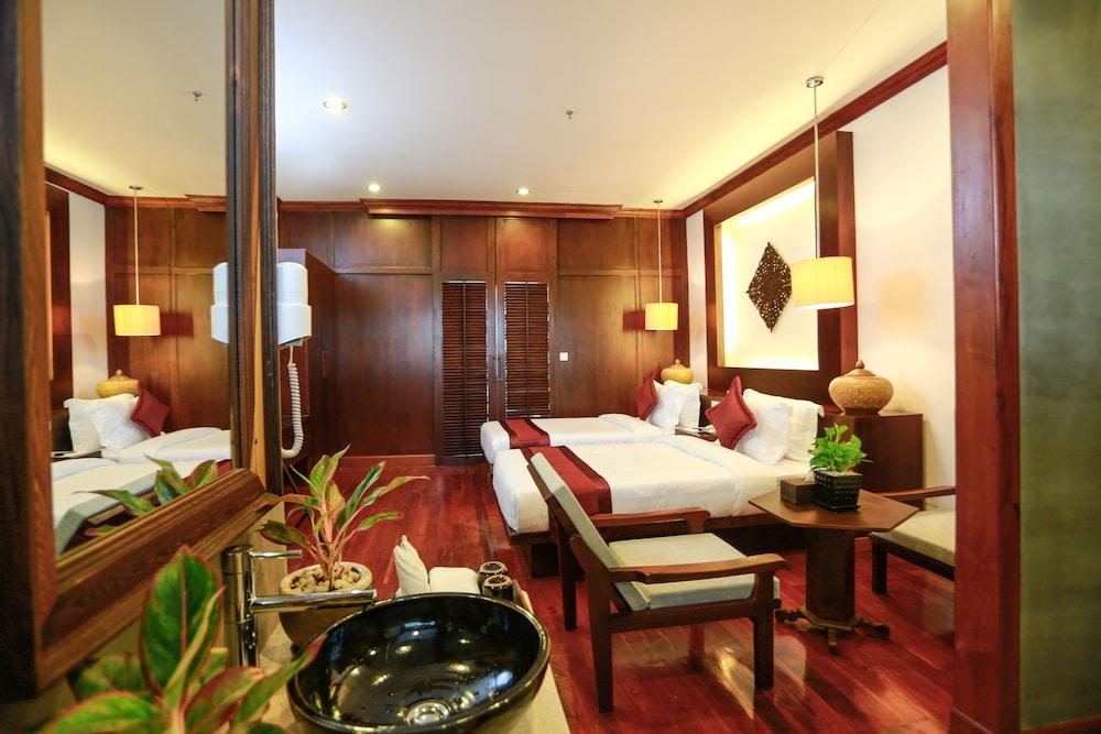 The Moon Residence & Spa Siem Reap Exteriör bild